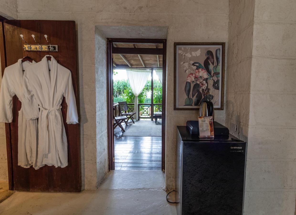 Sweetfield Manor Otel Bridgetown Dış mekan fotoğraf